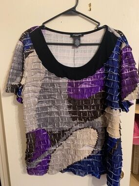 Abstract Crinkle Scoop Neck Blouse in Purple, Blue & Gray